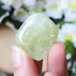 Groene calciet cabochon - Crystal Cave