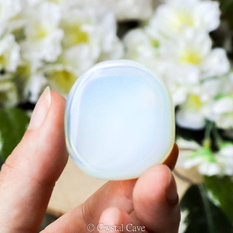 Opaliet cabochon - Crystal Cave
