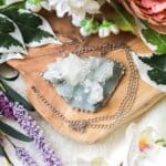 Chalcedoon hanger - Crystal Cave