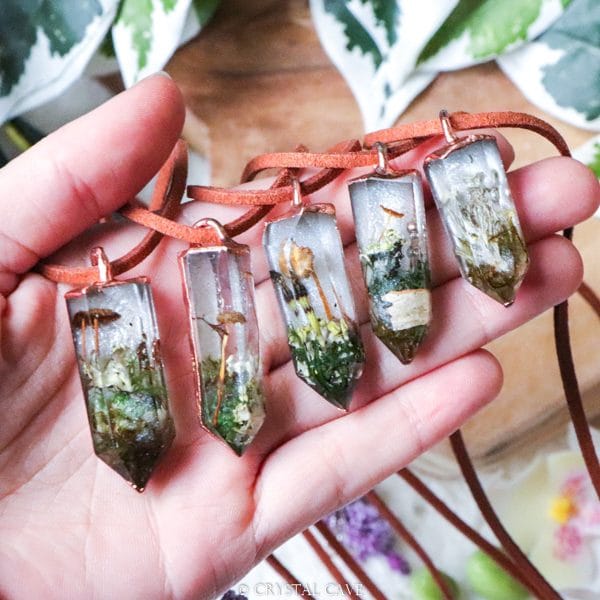 Nieuwe Enchanted Forest Botanische Ketting Hangers! 14 Botanische ketting hangers - Crystal Cave