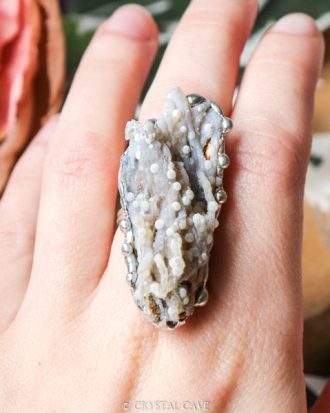 Ruwe chalcedoon ring kopen - Crystal Cave