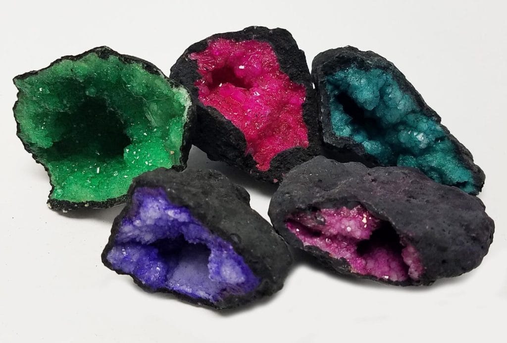 Geverfde geodes