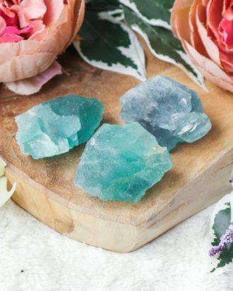 Ruwe blauwe fluoriet brok - Crystal Cave