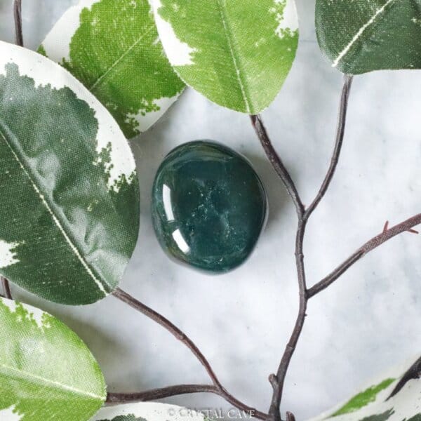 Groene chalcedoon steen - Crystal Cave