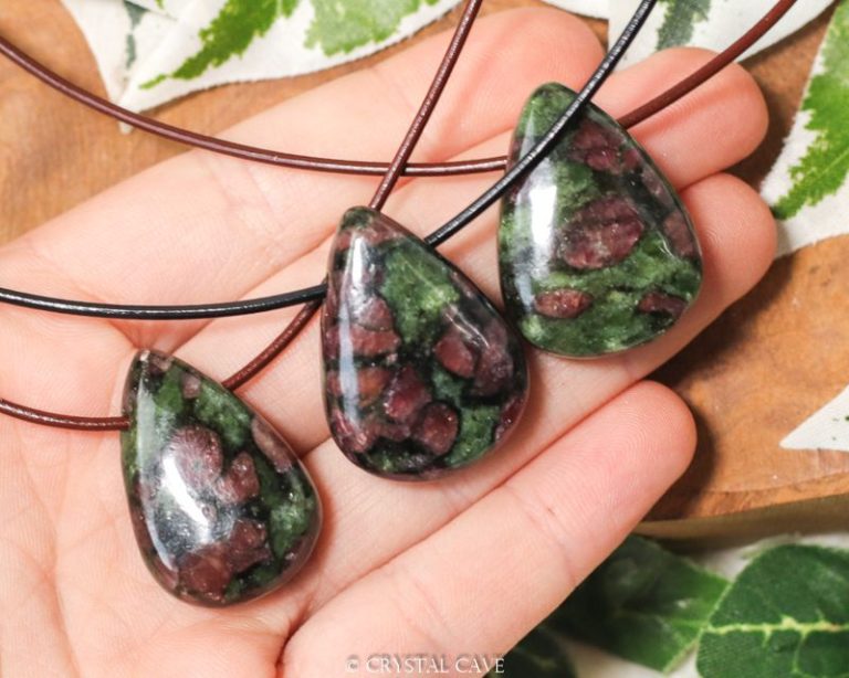 Eclogiet ketting - Crystal Cave