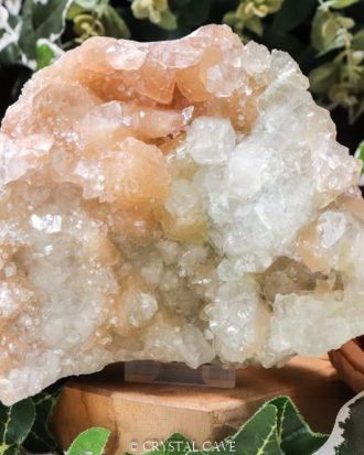 Apofyliet cluster groot - Crystal Cave