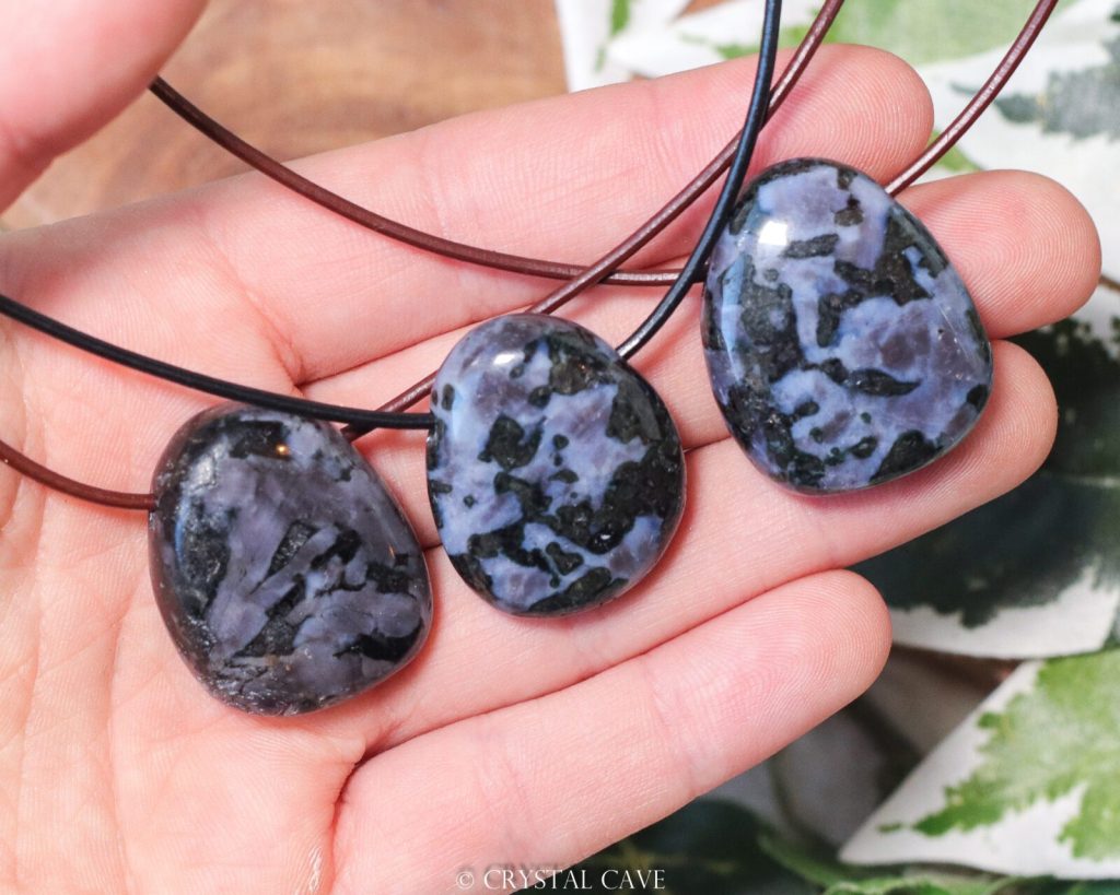 Edelstenen en Mineralen G 3 Indigo gabbro ketting - Crystal Cave