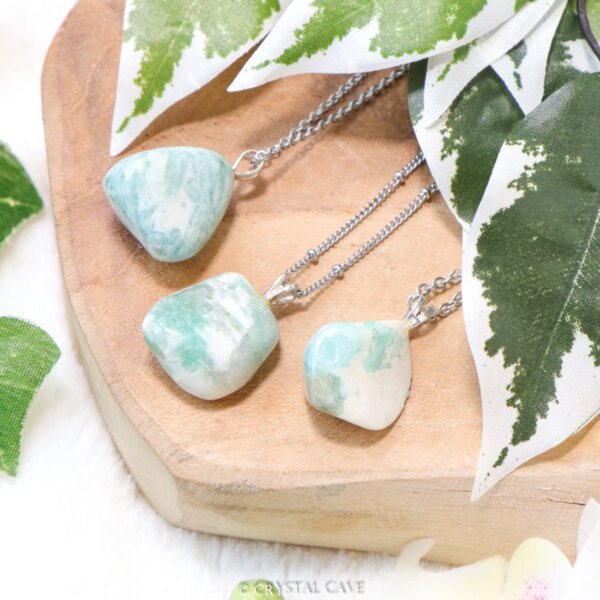 Smaragd in kwarts ketting zilver - Crystal Cave