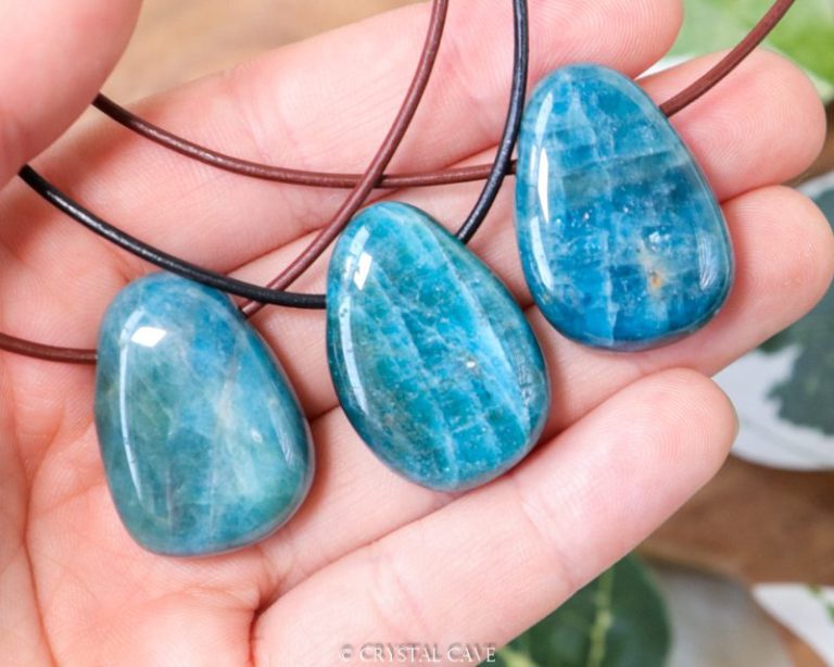 Blauwe apatiet ketting - Crystal Cave