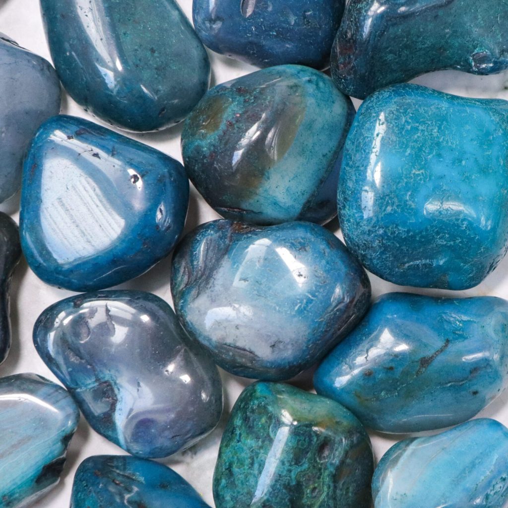 Edelstenen en Mineralen A 18 Blauwe agaat geverfd kopen - Crystal Cave