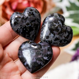 Indigo gabbro gravure - Crystal Cave