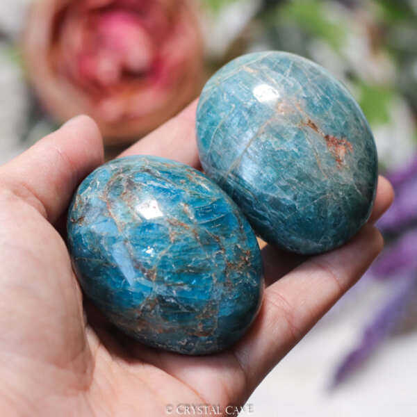 Blauwe apatiet grote edelsteen - Crystal Cave