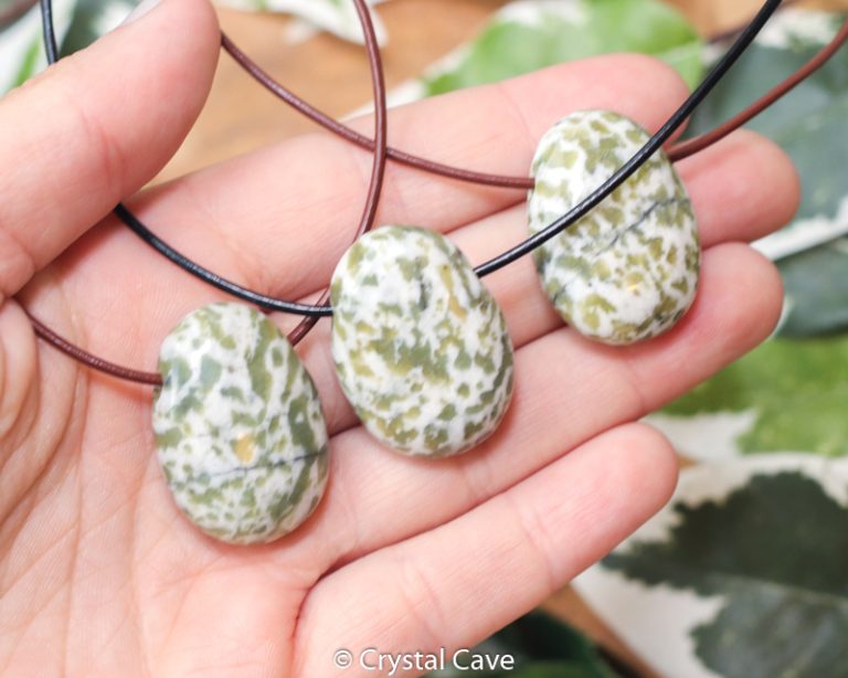Diopsiet marmer ketting - Crystal Cave
