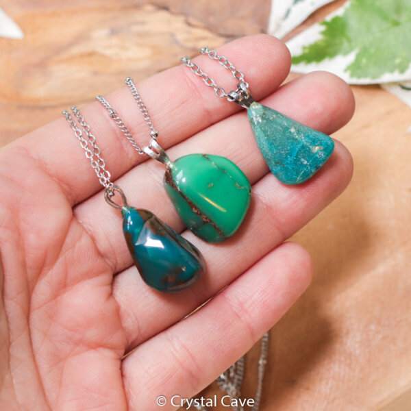 Gem silica necklace on sale