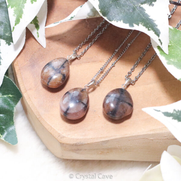 Kruissteen edelsteen ketting - Crystal Cave