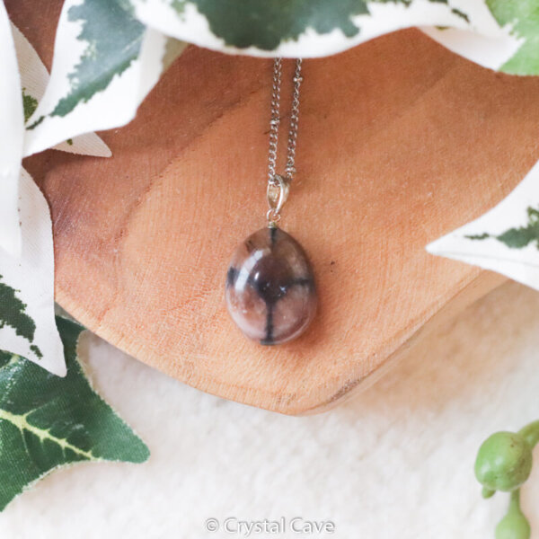 Kruissteen zilveren ketting - Crystal Cave