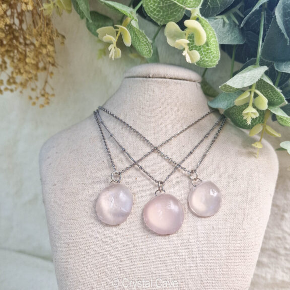 Edelstenen en Mineralen L 22 Lilaczaniet ketting - Crystal Cave